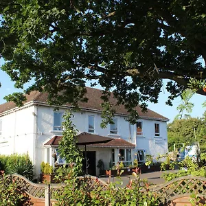 מלון The Gatwick White House