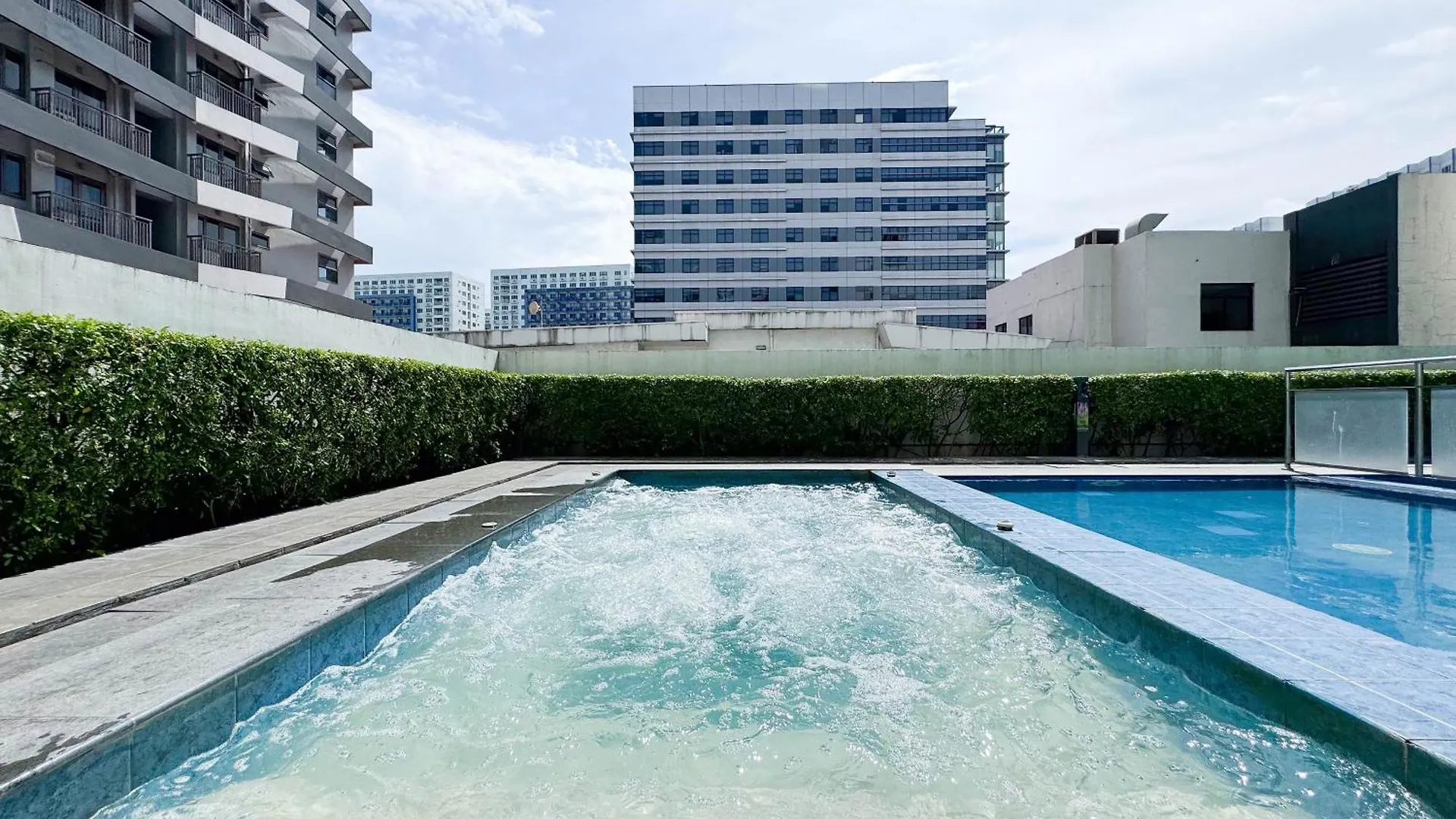 Hotel101 - Manila Pasay Otel