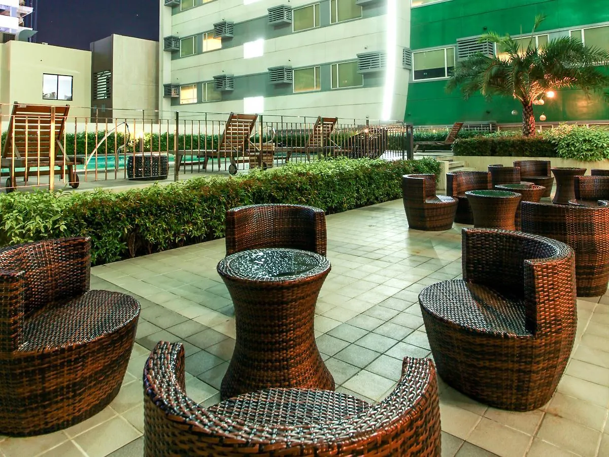 Hotel101 - Manila Pasay 3*,  Filipinler