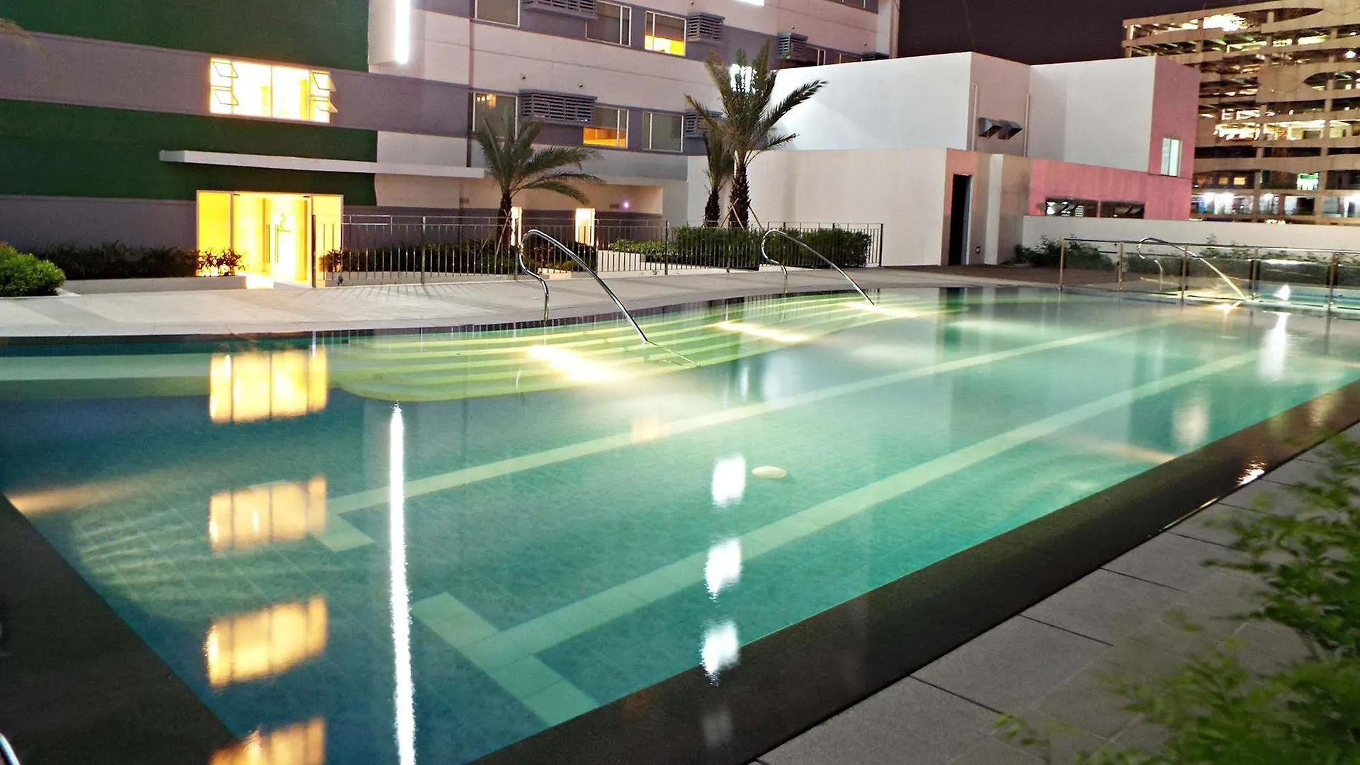 Hotel101 - Manila Pasay Otel